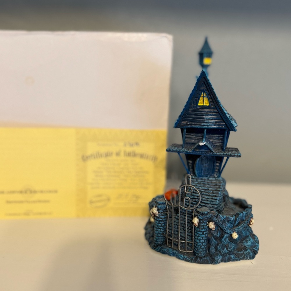 Disney Hawthorne Village Jacks House Sculpture Nightmare Before Christmas Decor